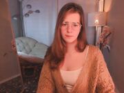 Zlata_Luna 18 year old girl dreams of 10,000 tokens
