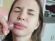 maaarynip Facial show with skinny cam slut