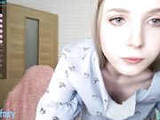 Oh_Honey_ Close up fingering with wet pussy