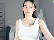 scarlett_711 solo fingering on female chaturbate