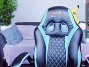 webpussi teen riding on dildo