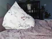 camillabenz hairy slut plays with clit