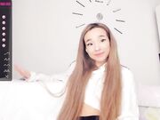 miolimm asian slutty teen fingering himself