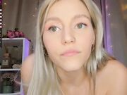 annbarby blonde slut fingering wet clit