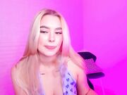 8a8y_nura female show with sexy blonde teen