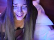 free_forever teen fingering webcam show