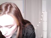 e_l_o_d_i_e june-10 cam show with nude tits