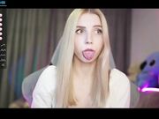 oh_honey_ Naked pussy of a beautiful blonde