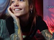 psyheya Pussy play show with slutty skinny girl