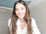 willa_williams Oct-04 Baby face webcam show
