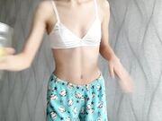 crown_of_vice01 Sexy tiny girl on adult webcam