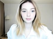 olli_ver New chat room with Baby face girl