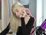 allotropp Dec-21-2022 Spy show with baby face girl