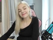 allotropp Dec-21-2022 Spy show with baby face girl