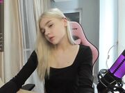 allotropp Dec-21-2022 Spy show with baby face girl