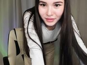 maydiva Jan-16 Face show with young girl