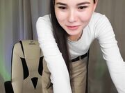 maydiva Jan-16 Face show with young girl