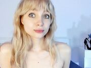 lisa_babymetal Slutty model loves masturbate pussy