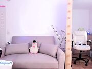 sweet_littleee Chaturbate teen girl playing with ass hole 07-07-2023