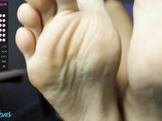 fox_alina Chaturbate skinny slut masturbate clit 08-01-2023