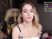 aurora_ri August 16 2023 Newest chat room with cute young girl