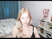 e__lisa Oct-6-2023 New young girl with juicy ass