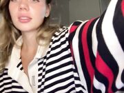 angel_from_sky Good girl playing with wet pussy October 19 2023