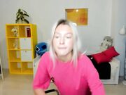 November-01 New teen model she_rry at Chaturbate