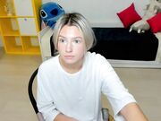 she_rry Hot young blonde showing ass 11-01-2023