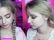 cute_perverts Nov-9 Chaturbate lesbians pussy kissing show