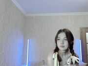 slola_li Teen asian girl showing her tits 11-14-2023