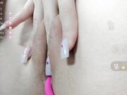 merrilyn - Skinny sexy babe playing with her shaved pussy 10-02-2024