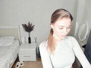 yasminaduncan - February-12-2024  Sports cam girl in suit