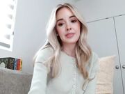 vegansoda - American sexy model shows her small tits 22-02-2024