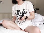 justbecauseiloveit - Brunette slut masturbates her wet cunt at chaturbate