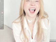 gust_ofwind - New "Baby face" girl in public adult show