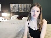 lenity_life - Naked girl in a hotel room