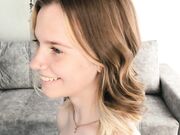 lynnatlee Young kitty playing with her clit in a public show June-2024