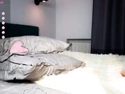 beverly_hillls - Chaturbate blonde babe masturbates clit in panties 10-6-2024