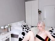 gin_yoon Newest very hot teen girl shows her ass June-12-2024