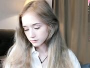 taitehambelton Newest young kitty in a public chaturbate show 14-6-2024