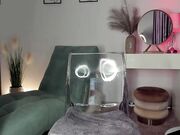 sonia_esd July-2024 Fingering show with crazy milf