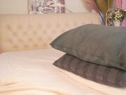 squirtangeles 15-08-2024 New slut rubs her clit online