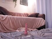 Recording chaturbate model iara_mi - Slutty pale whore fucks pussy 16-08-2024