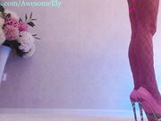 AwesomeEly Myfreecams juicy milf in online August-18-2024