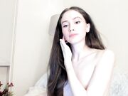 Chaturbate model - snowww_white - Young skinny pussy play August-29-2024