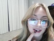 reikasweb New Juicy blonde gets fucked by dildo