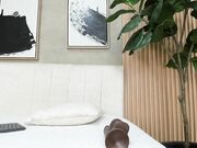 nina_soul - Slutty model jumps on toy