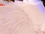 lunnar_jade October-2024 dildo masturbation with juicy babe