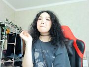 wastforu 20 year old asian plays with her clit